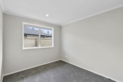 Photo of property in 8 Martingale Drive, Whitby, Porirua, 5024