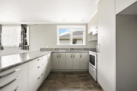 Photo of property in 32 Croall Crescent, St Andrews, Hamilton, 3200