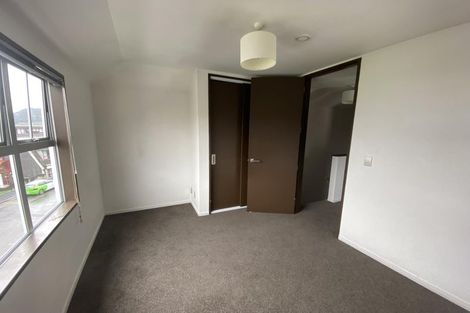 Photo of property in 8e Finlay Terrace, Mount Cook, Wellington, 6021