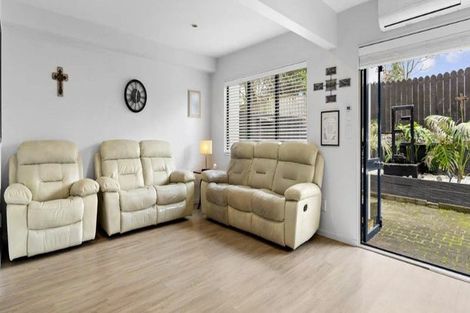 Photo of property in 673/71 Fernhill Way, Oteha, Auckland, 0632