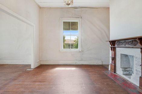 Photo of property in 5 Porter Crescent, Helensville, 0800