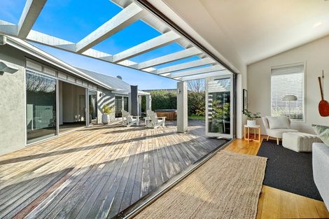 Photo of property in 26 Montgomery Crescent, Kinloch, Taupo, 3377