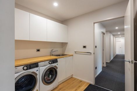 Photo of property in 80a Henwood Road, Paraite, New Plymouth, 4372