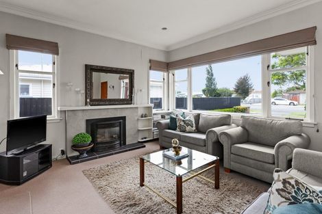 Photo of property in 153 Gloucester Street, Taradale, Napier, 4112