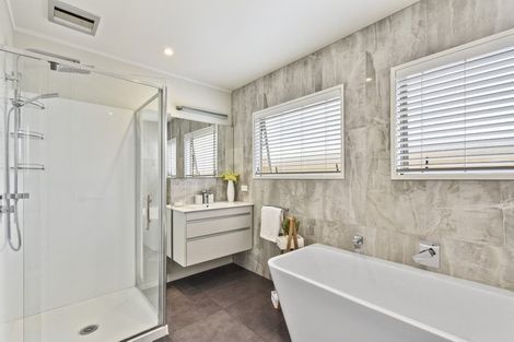 Photo of property in 21 Bledisloe Street, Papatoetoe, Auckland, 2104