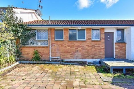 Photo of property in 2/5 Deering Place, Papatoetoe, Auckland, 2025