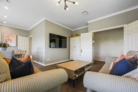 Photo of property in 1 Windermere Rise, Rototuna, Hamilton, 3210