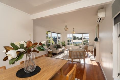 Photo of property in 10 Chorley Grove, Churton Park, Wellington, 6037