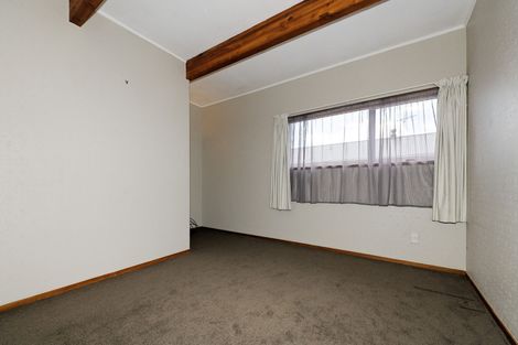 Photo of property in 5 Kotinga Avenue, Glen Eden, Auckland, 0602