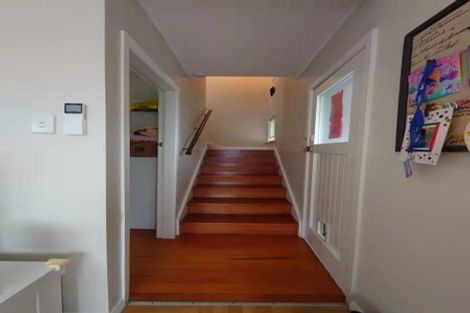 Photo of property in 1/9 Titoki Street, Te Atatu Peninsula, Auckland, 0610