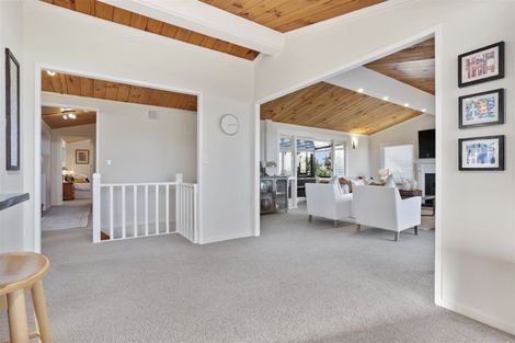 Photo of property in 66 Mcbreen Avenue, Northcote, Auckland, 0627