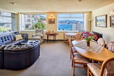 Photo of property in Jerningham Apartments, 20 Oriental Terrace, Oriental Bay, Wellington, 6011