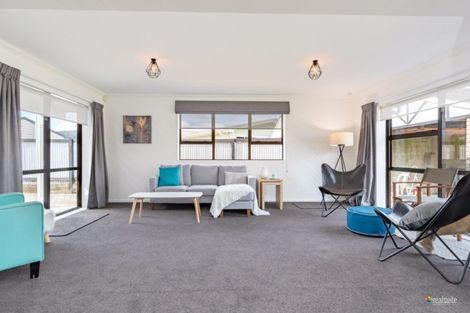 Photo of property in 27f2- Merton Street, Trentham, Upper Hutt, 5018