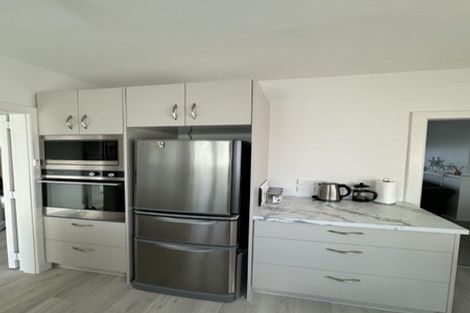Photo of property in 1-12/48 The Bay Hill, Timaru, 7910