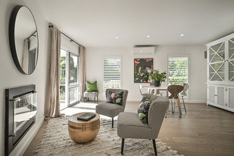 Photo of property in 42 Iona Road, Havelock North, 4130