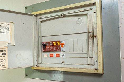 Photo of property in 51 Kowhai Street, Castlecliff, Whanganui, 4501