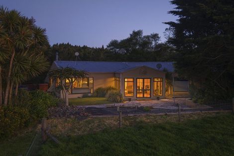 Photo of property in 696 Pahiatua Aokautere Road, Aokautere, Palmerston North, 4471