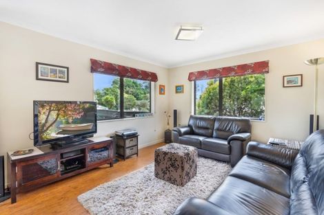 Photo of property in 5 Fytfield Place, Paraparaumu, 5032