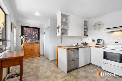Photo of property in 19 Braeside, Kinmont Park, Mosgiel, 9024