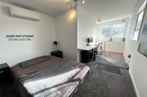 Photo of property in 53 Handyside Street, Tawa, Wellington, 5028