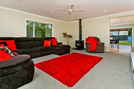 Photo of property in 115 Sunnynook Road, Forrest Hill, Auckland, 0620
