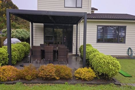 Photo of property in 22 Portmore Place, Grenada Village, Wellington, 6037