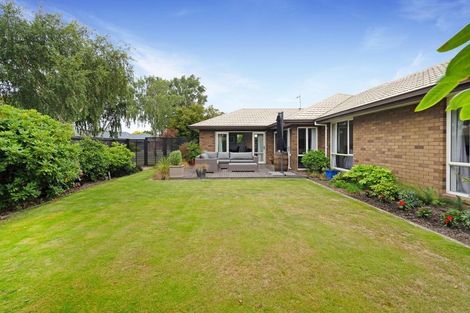 Photo of property in 33 Rempstone Drive, Halswell, Christchurch, 8025