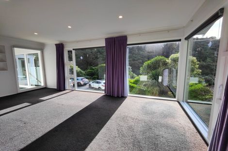 Photo of property in 183 South Karori Road, Karori, Wellington, 6012