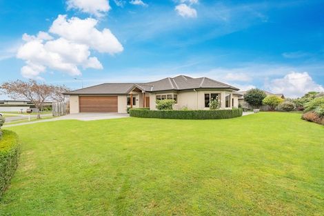 Photo of property in 55 Glenroy Park Drive, Waikiwi, Invercargill, 9810