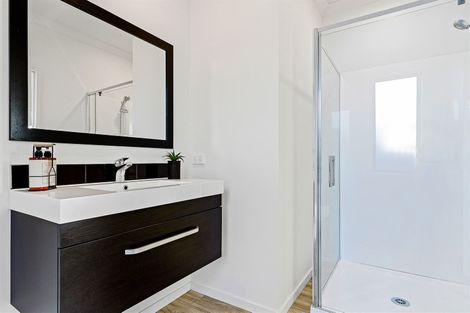 Photo of property in 4 Wilmers Road, Hornby, Christchurch, 8025