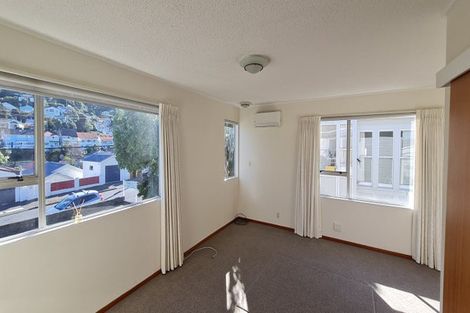 Photo of property in 2/39 Waipapa Road, Hataitai, Wellington, 6021