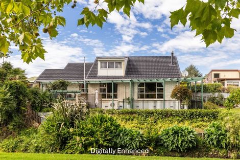 Photo of property in 110 Avondale Road, Taradale, Napier, 4112