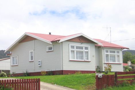 Photo of property in 2 Featon Road, Waihi, 3610