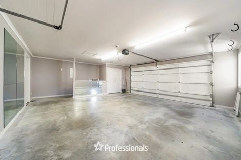 Photo of property in 14 Ronald Scott Grove, Riverstone Terraces, Upper Hutt, 5018