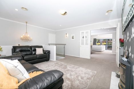 Photo of property in 16 Friesian Place, Grandview Heights, Hamilton, 3200