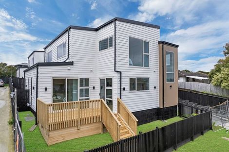 Photo of property in 16a Volante Avenue, Wattle Downs, Auckland, 2103