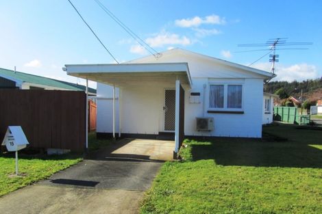 Photo of property in 15f1- Mangaroa Hill Road, Maoribank, Upper Hutt, 5018
