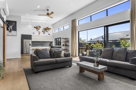Photo of property in 4 Corriedale Lane, West Melton, 7618