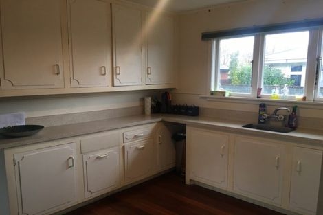 Photo of property in 11 Dunedin Street, Redwood, Christchurch, 8051