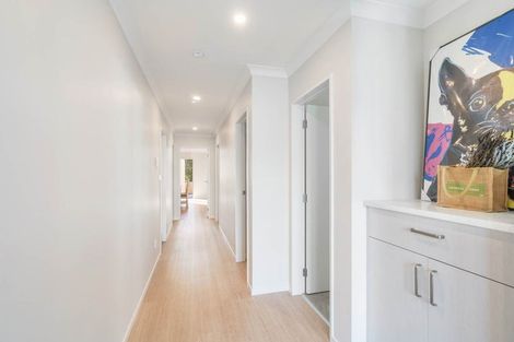 Photo of property in 3 Silver Beech Street, Takanini, 2110