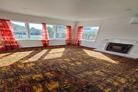 Photo of property in 30 Edmund Hillary Avenue, Papakura, 2110