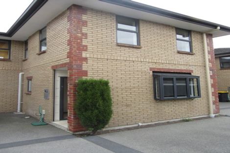 Photo of property in 16 George Street, Riccarton, Christchurch, 8041