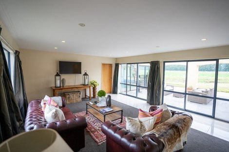 Photo of property in 2817 West Coast Road, Kirwee, Darfield, 7571