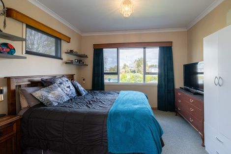 Photo of property in 8 Orlando Street, Stratford, 4332