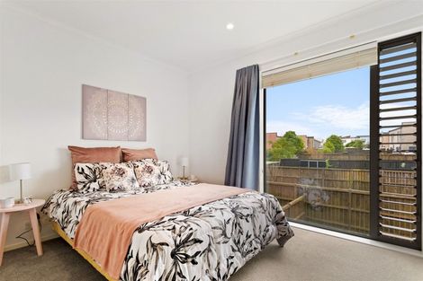 Photo of property in 14 Shelduck Way, Hobsonville, Auckland, 0616