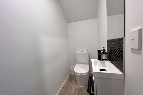 Photo of property in 6 Hoiho Road, Pukekohe, 2120