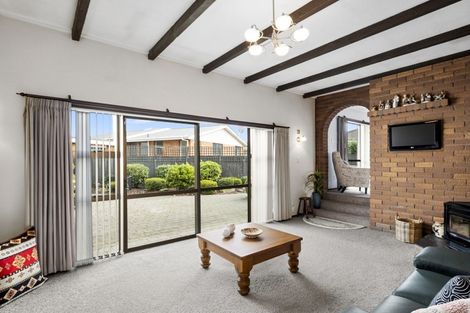 Photo of property in 9 Cedar Crescent, Mosgiel, 9024
