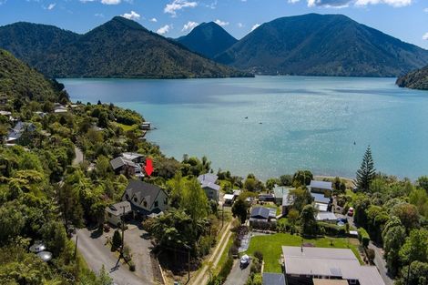 Photo of property in 56 Moenui Road, Havelock, Picton, 7281