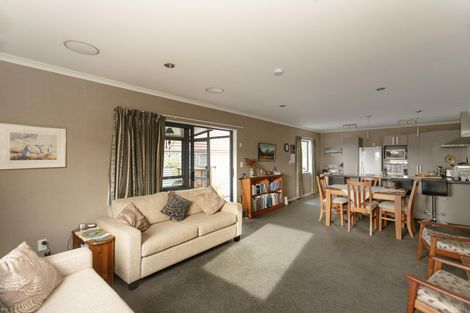 Photo of property in 35a Arrow Crescent, Holmes Hill, Oamaru, 9401