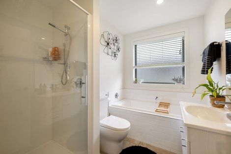 Photo of property in 37 Cheltenham Road, Lower Shotover, Queenstown, 9304